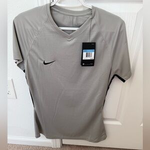 Nwt Nike Women's Gray Athletic Shirt